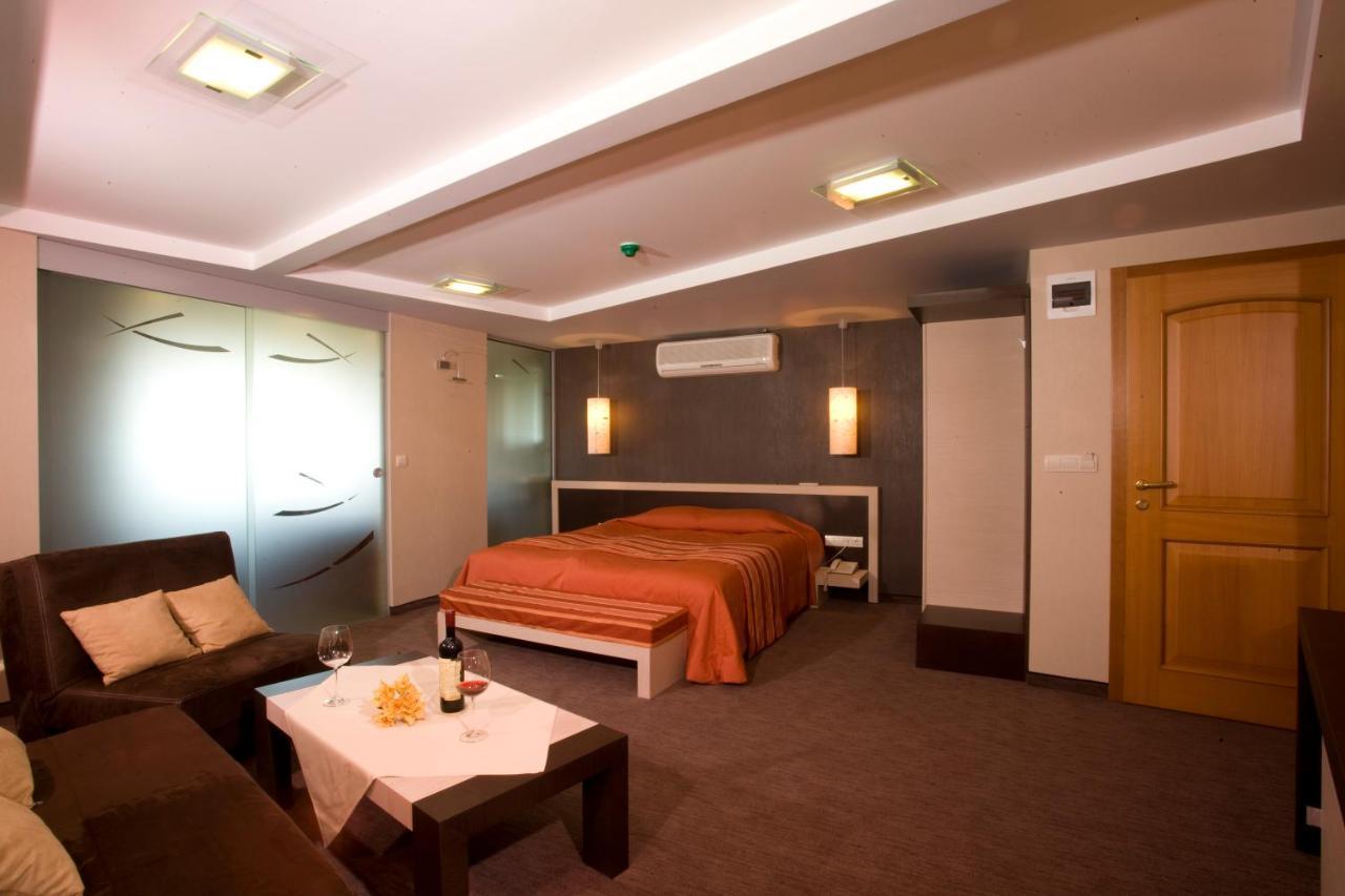 Edi Hotel Sofia Zewnętrze zdjęcie